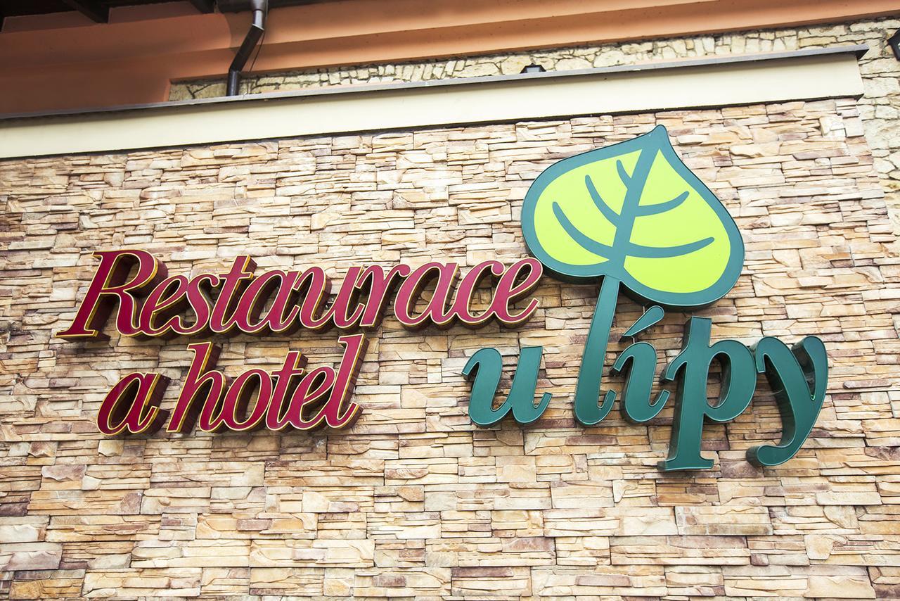 Hotel U Lipy Krusovice Ngoại thất bức ảnh